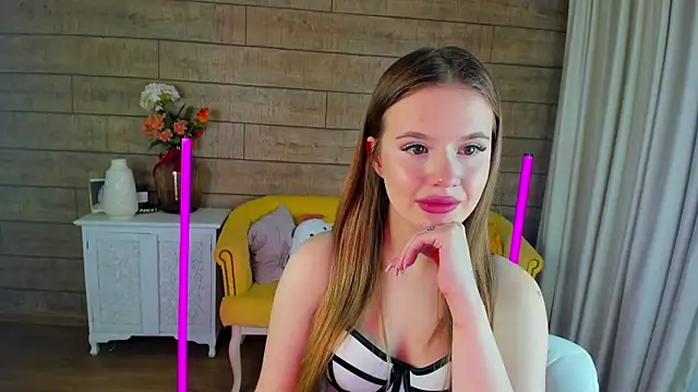 MilanaBalmain online show from 02-24-25, 12:37