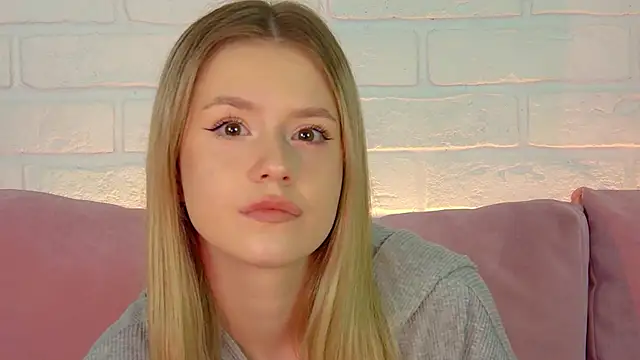 MilanaBalmain online show from 10-01-25, 04:02