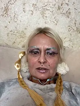 Gardener of Illusions online show from 09-21-25, 09:49