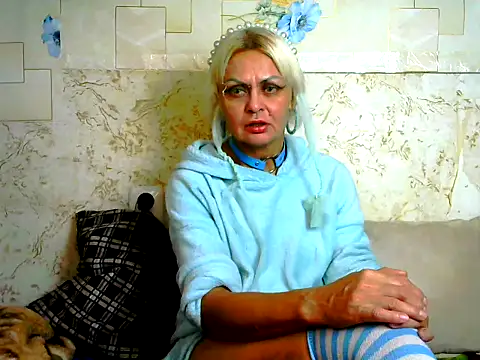 Gardener of Illusions online show from 10-11-25, 01:49