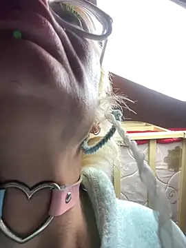 Gardener of Illusions online show from 11-27-25, 11:23