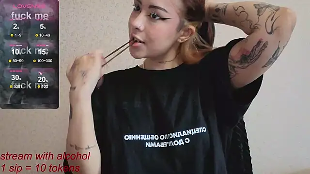 baby  kim online show from 06-15-26, 11:45
