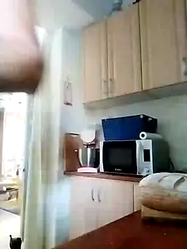 Snapshot of Lisak951 chatting on 07-07-26, 04:37 Lisak951 online show from 07-07-26, 04:37