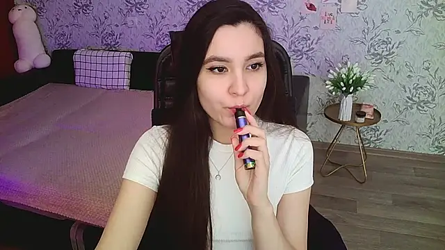 annie shine online show from 12-29-24, 03:54