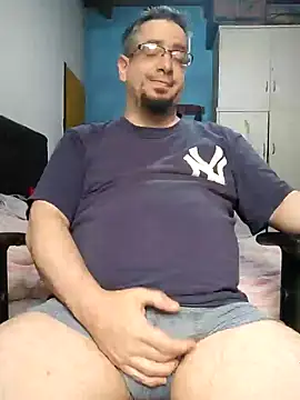 Snapshot of MrBig_2024 chatting on 12-21-24, 07:27 MrBig 2024 online show from 12-21-24, 07:27