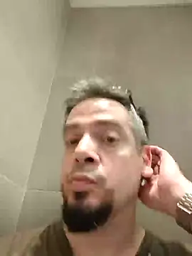 Snapshot of MrBig_2024 chatting on 01-16-25, 05:44 MrBig 2024 online show from 01-16-25, 05:44