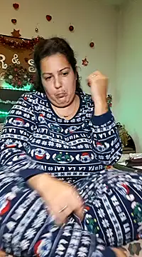 Snapshot of kittymorenita26 chatting on 12-19-24, 10:21 kittymorenita26 online show from 12-19-24, 10:21