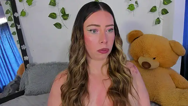 JanneKim online show from 11-25-25, 02:39