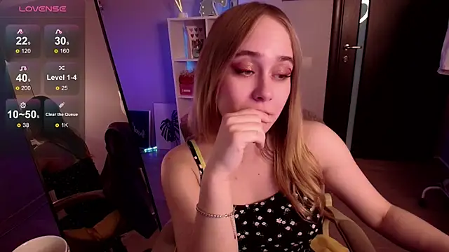 LianaBright online show from 12-29-24, 05:42