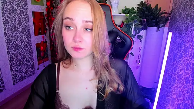 LianaBright online show from 02-19-26, 02:18