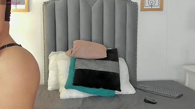 samanta william online show from 02-27-25, 03:36