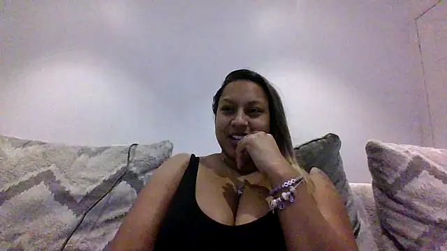 TEMPTING-TAMMY online show from 01-13-25, 10:56