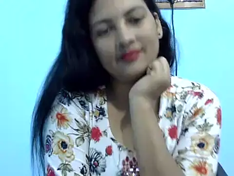 Snapshot of tripti2 chatting on 02-22-25, 06:39 tripti2 online show from 02-22-25, 06:39