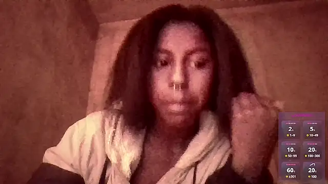 Snapshot of CoccoBele69 chatting on 01-10-25, 07:43 CoccoBele69 online show from 01-10-25, 07:43