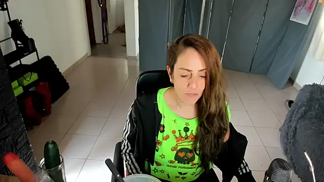 jessiburningheels online show from 02-27-25, 01:07