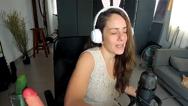 jessiburningheels online show from 03-03-25, 01:31