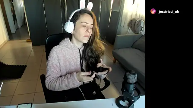 jessiburningheels online show from 03-12-25, 11:09