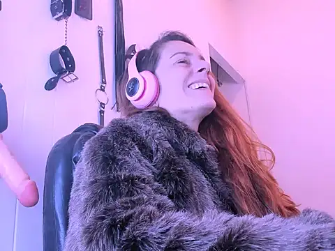jessiburningheels online show from 05-03-26, 08:04