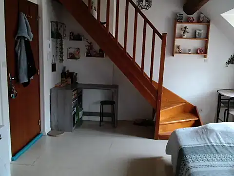 Snapshot of Lauzo21 chatting on 03-06-26, 06:32 Lauzo21 online show from 03-06-26, 06:32