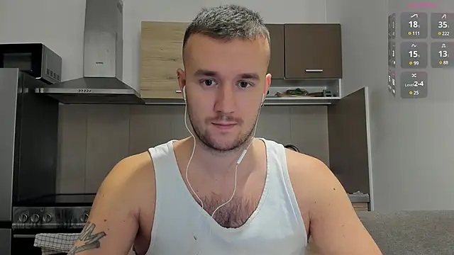 cute mark online show from 02-17-25, 07:42