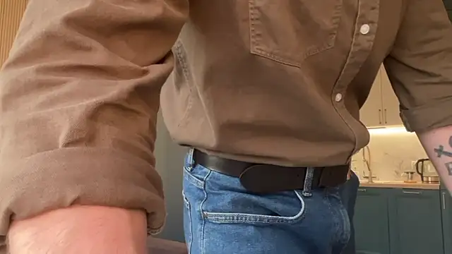 cute mark online show from 04-27-26, 05:11