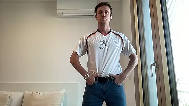 cute mark online show from 07-15-26, 03:39