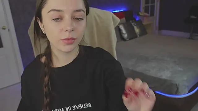 DinaCandy online show from 02-17-25, 02:26