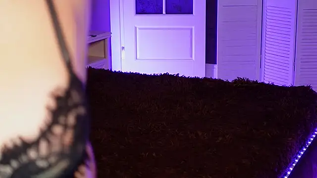 DinaCandy online show from 11-14-25, 08:24