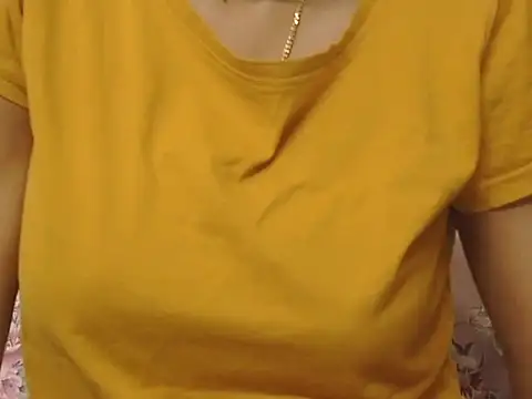  FluffyHxney  online show from 10-31-25, 06:20