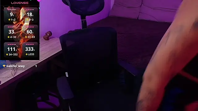 pepsicolacouple online show from 11-16-25, 11:10