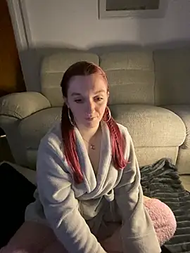 Stoner BarbieXX online show from 01-07-25, 10:19