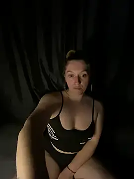 Snapshot of Stoner_BarbieXX chatting on 07-10-26, 09:17 Stoner BarbieXX online show from 07-10-26, 09:17