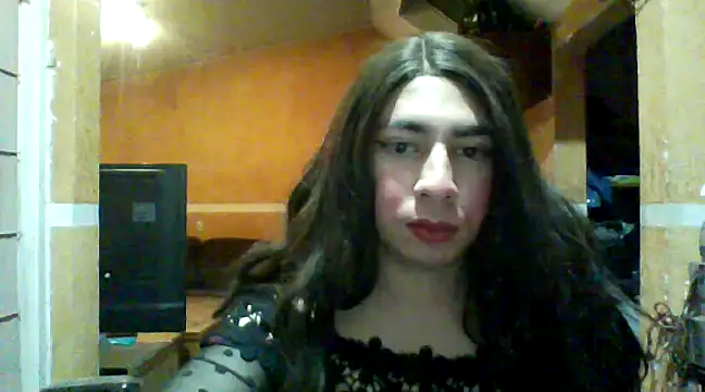 Snapshot of Yasmin_Paez99 chatting on 01-05-25, 04:04 Yasmin Paez99 online show from 01-05-25, 04:04