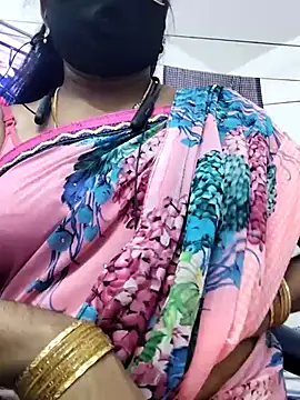 Snapshot of Tamilrojanew chatting on 03-06-25, 07:47 Tamilrojanew online show from 03-06-25, 07:47