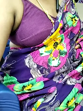 Snapshot of Tamilrojanew chatting on 03-19-25, 06:55 Tamilrojanew online show from 03-19-25, 06:55