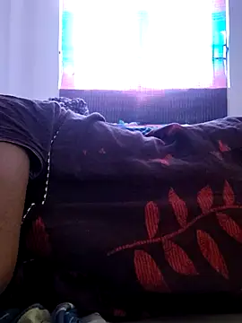 Snapshot of Tamilrojanew chatting on 09-11-25, 05:29 Tamilrojanew online show from 09-11-25, 05:29