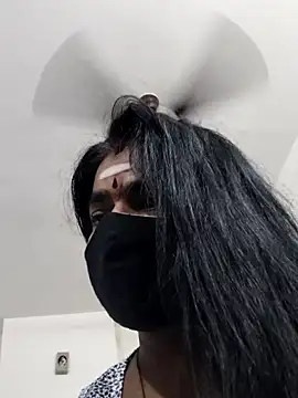 Snapshot of Tamilrojanew chatting on 09-23-25, 08:17 Tamilrojanew online show from 09-23-25, 08:17