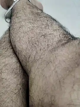 Snapshot of Tamilrojanew chatting on 09-27-25, 06:02 Tamilrojanew online show from 09-27-25, 06:02