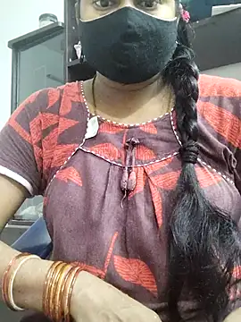 Snapshot of Tamilrojanew chatting on 09-29-25, 08:08 Tamilrojanew online show from 09-29-25, 08:08