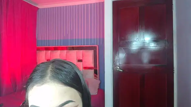 Snapshot of Little_aphrodite chatting on 02-19-25, 12:25 Little aphrodite online show from 02-19-25, 12:25