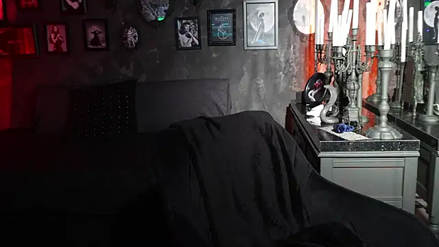 Morgan Hilll  online show from 03-09-26, 12:20