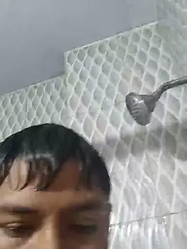 Snapshot of Tu_papi_69_ chatting on 10-20-25, 12:11 Tu papi 69 online show from 10-20-25, 12:11