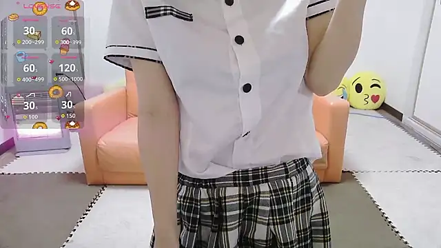 minamina1221 online show from 11-11-25, 11:21