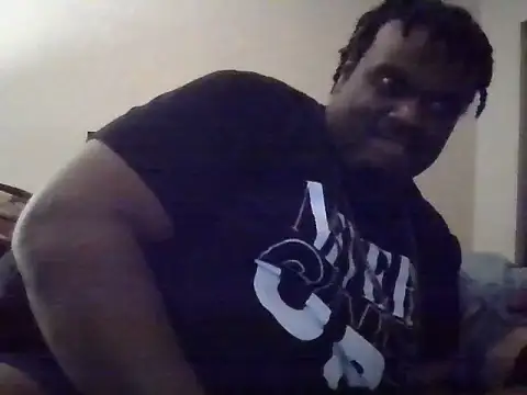 Snapshot of BigBossaNova69 chatting on 12-04-25, 12:25 BigBossaNova69 online show from 12-04-25, 12:25