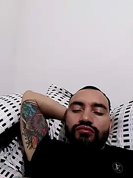 Juandiam online show from 06-14-26, 01:47