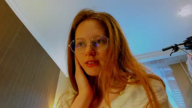 Fire Luna online show from 01-08-25, 08:16