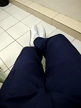 Snapshot of gatmoreno1 chatting on 10-03-25, 04:26 gatmoreno1 online show from 10-03-25, 04:26