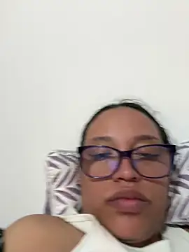 Snapshot of angela_angels_ chatting on 01-03-25, 06:55 angela angels online show from 01-03-25, 06:55