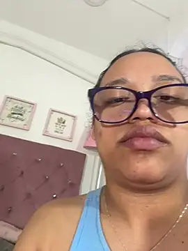 Snapshot of angela_angels_ chatting on 01-07-25, 09:18 angela angels online show from 01-07-25, 09:18