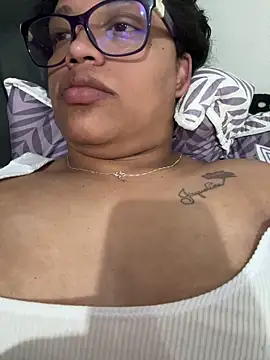 Snapshot of angela_angels_ chatting on 01-12-25, 06:49 angela angels online show from 01-12-25, 06:49